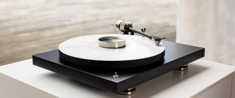 Pro-Ject Debut Pro vs Debut Carbon EVO - comparativ plăci turnante premium