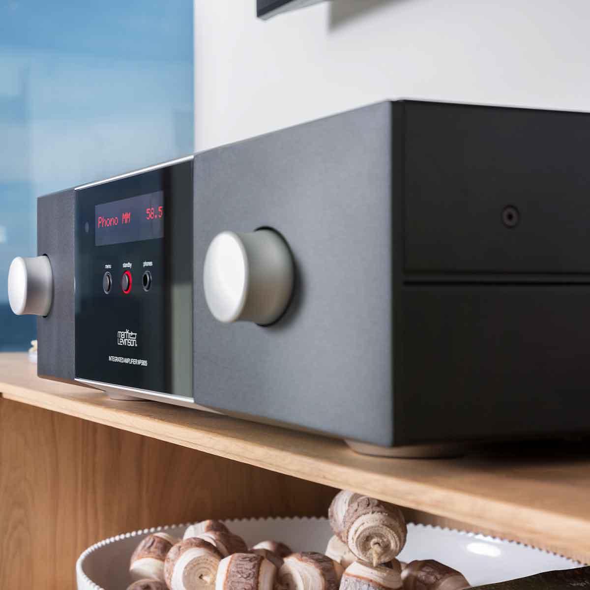 Mark Levinson No. 5805