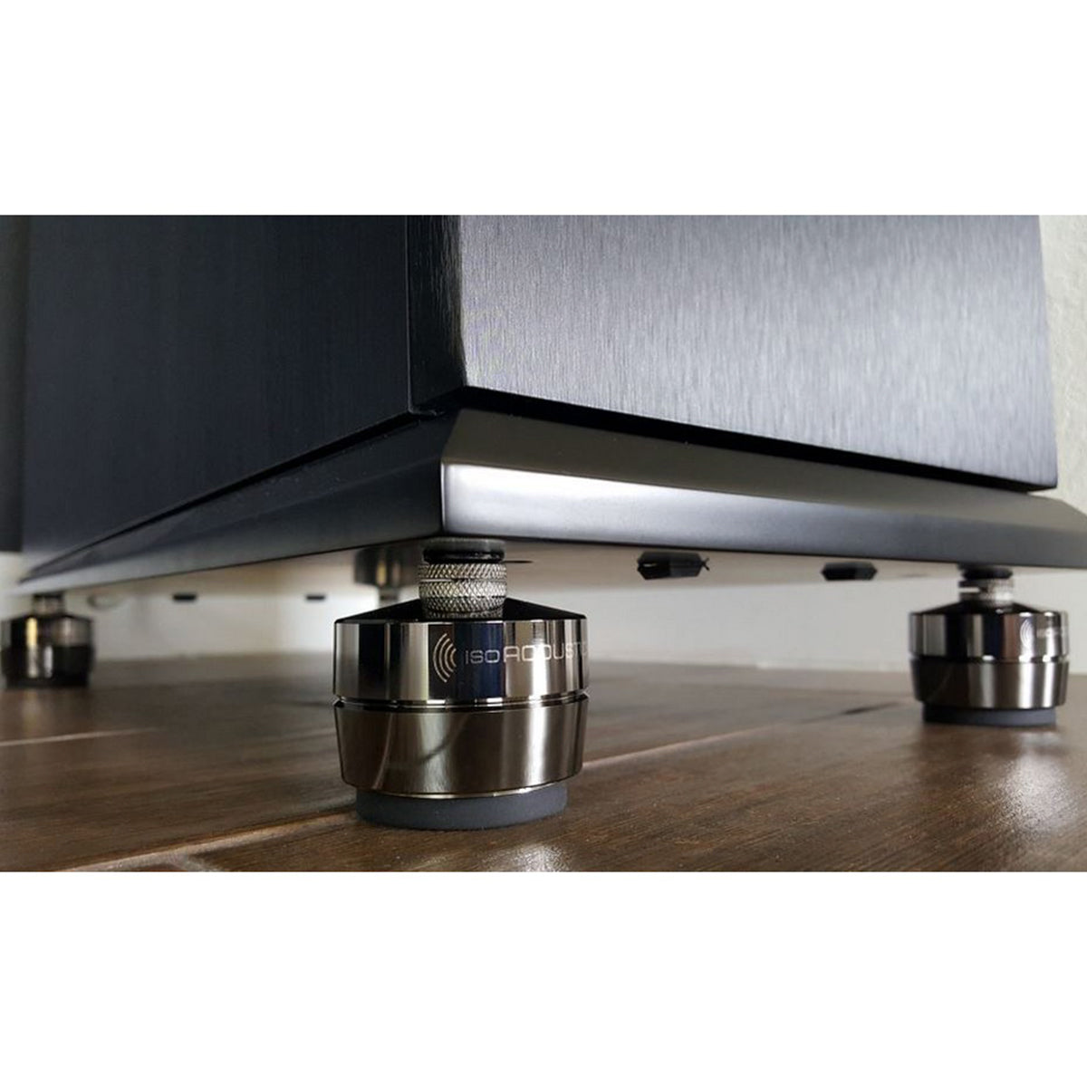 IsoAcoustics GAIA II - picioare de izolare pentru boxe și subwoofere, set de 4