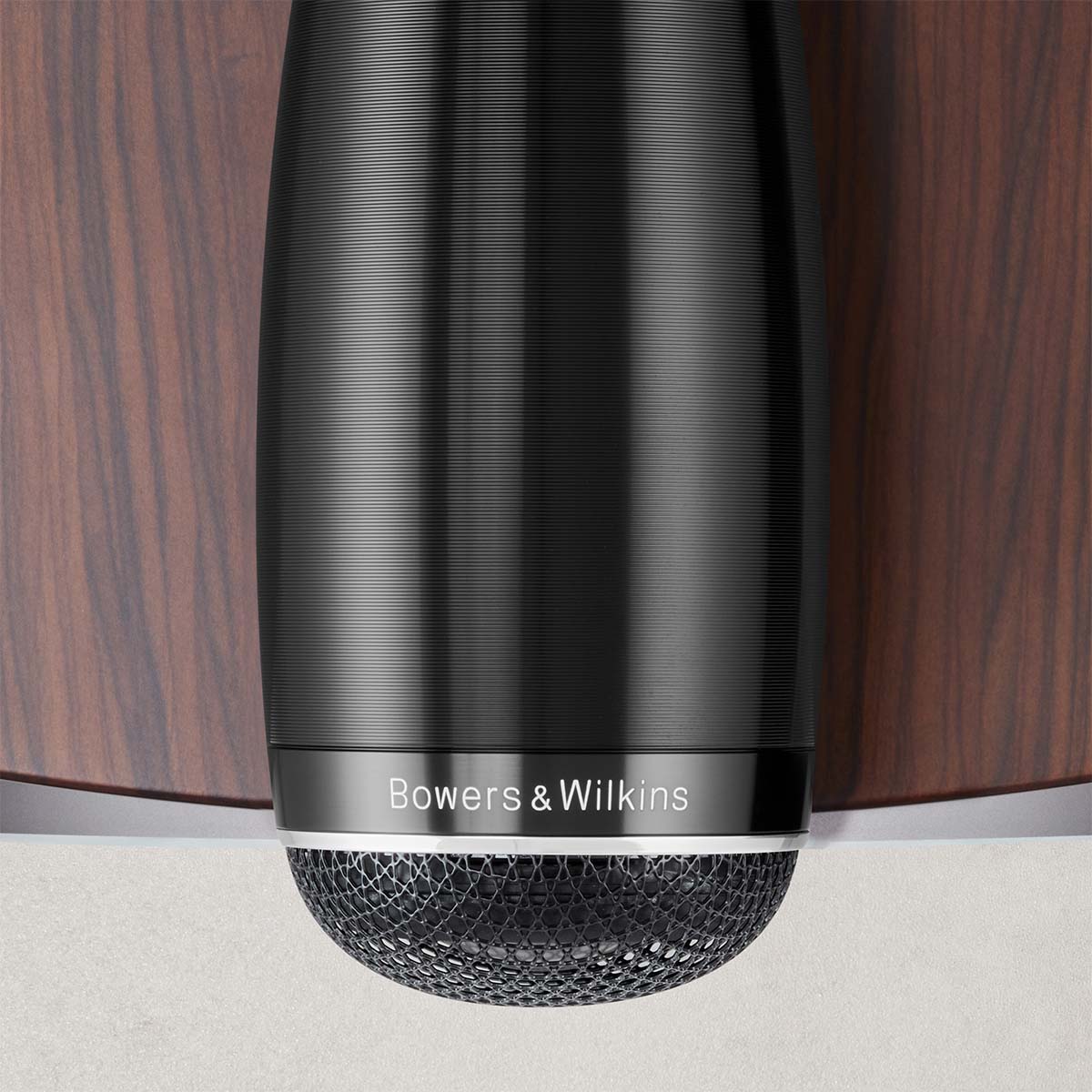 Bowers & Wilkins 703 S3