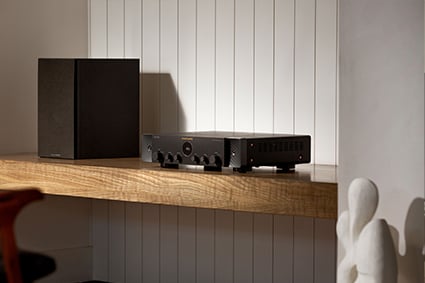 Marantz Stereo 70S - receiver AV slimline pentru sistem home cinema